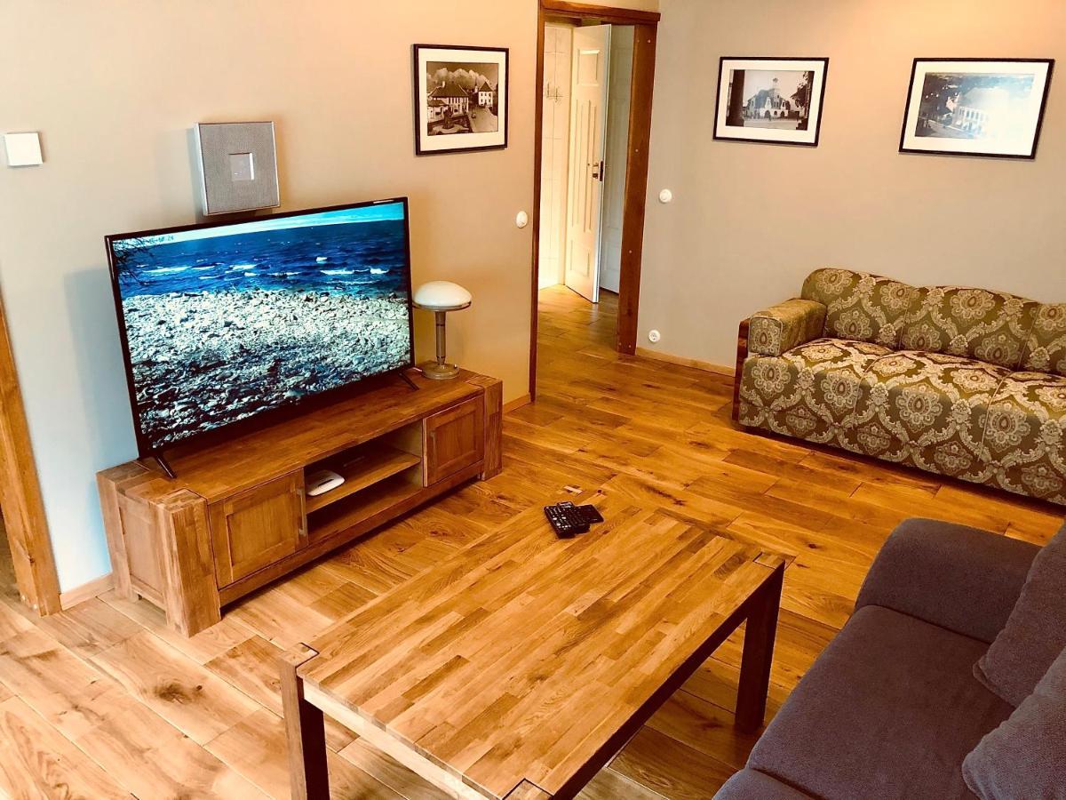 Kohtu Apartment Unique Kuressaare Ngoại thất bức ảnh