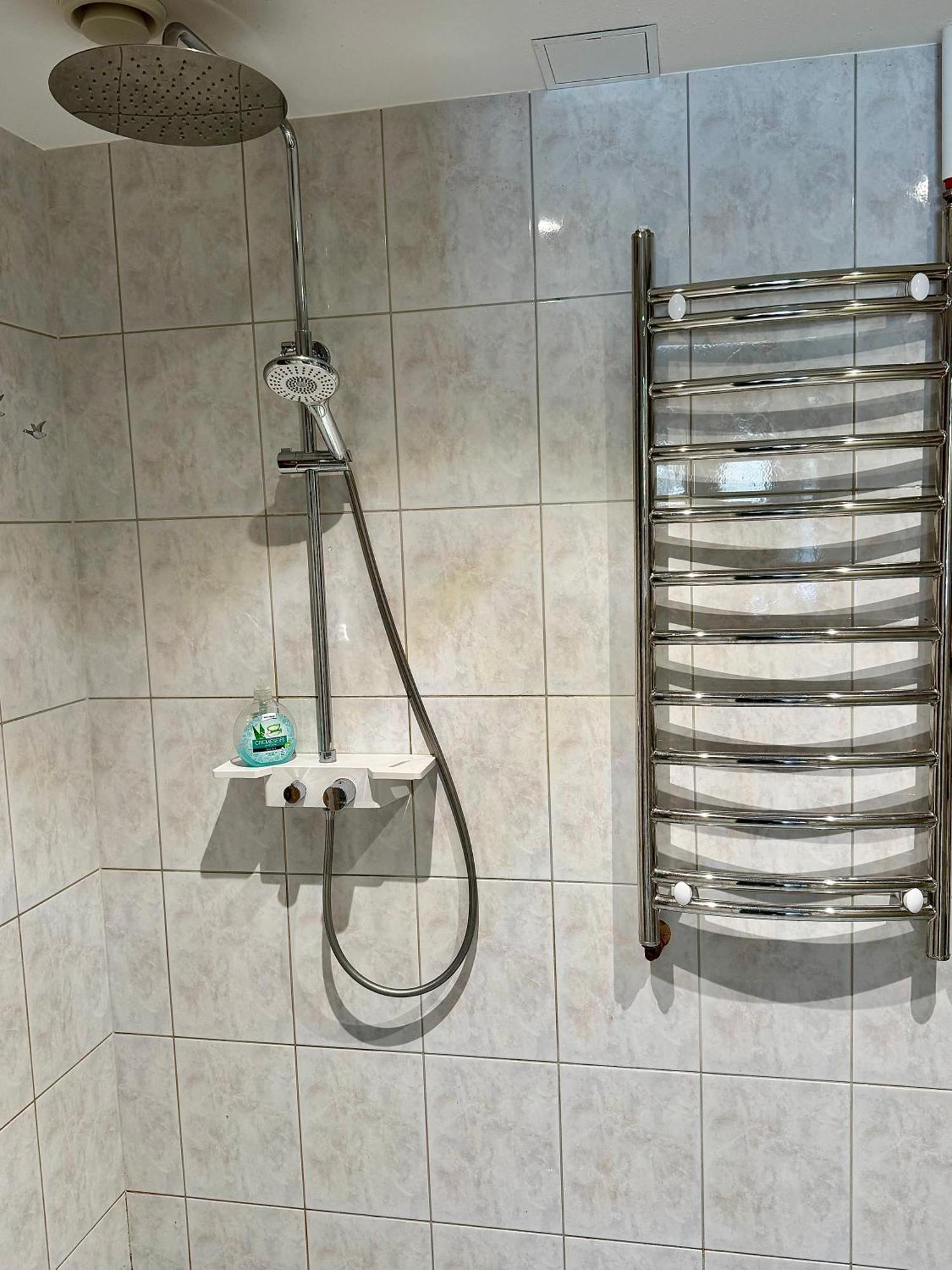 Kohtu Apartment Unique Kuressaare Ngoại thất bức ảnh